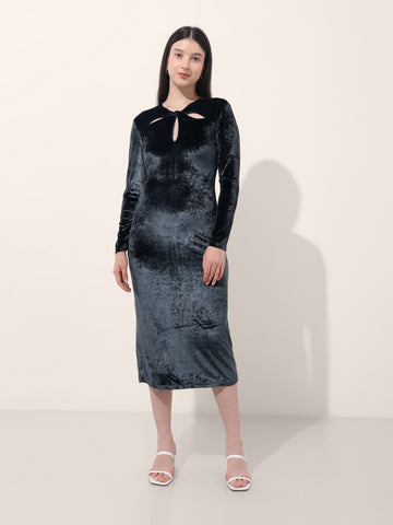 Women's Blue Regular Fit Party Wear Solid Dress