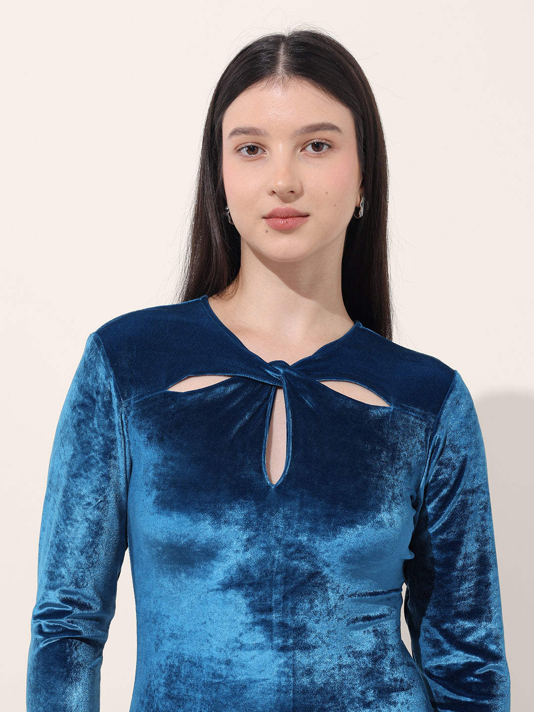 Women's Blue Regular Fit Party Wear Solid Dress