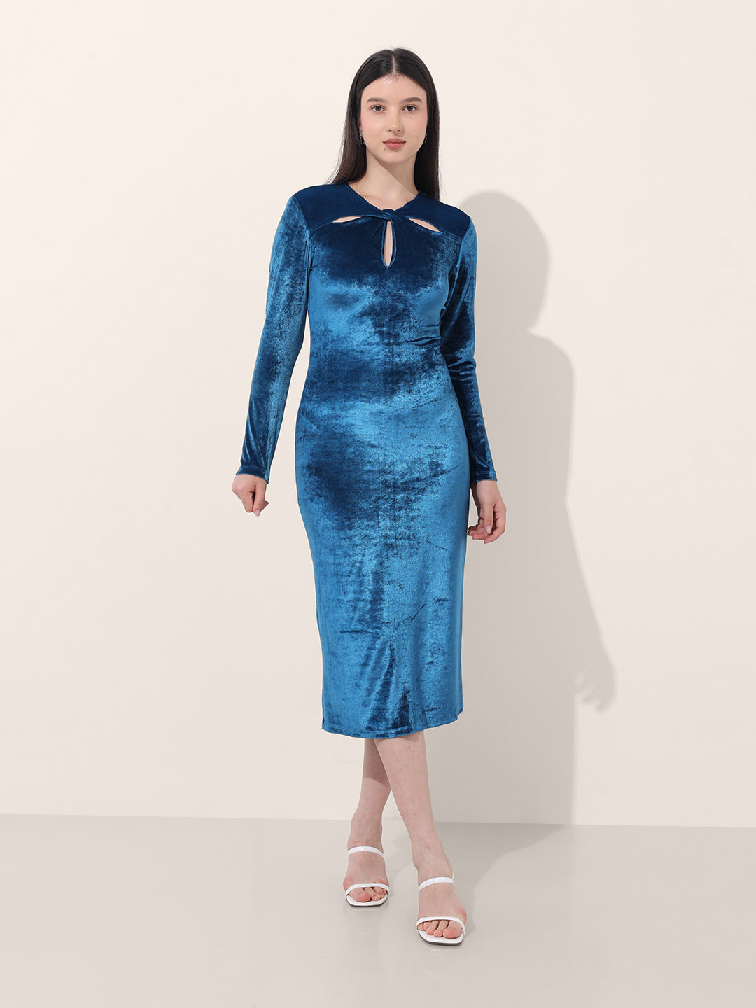 Women's Blue Regular Fit Party Wear Solid Dress