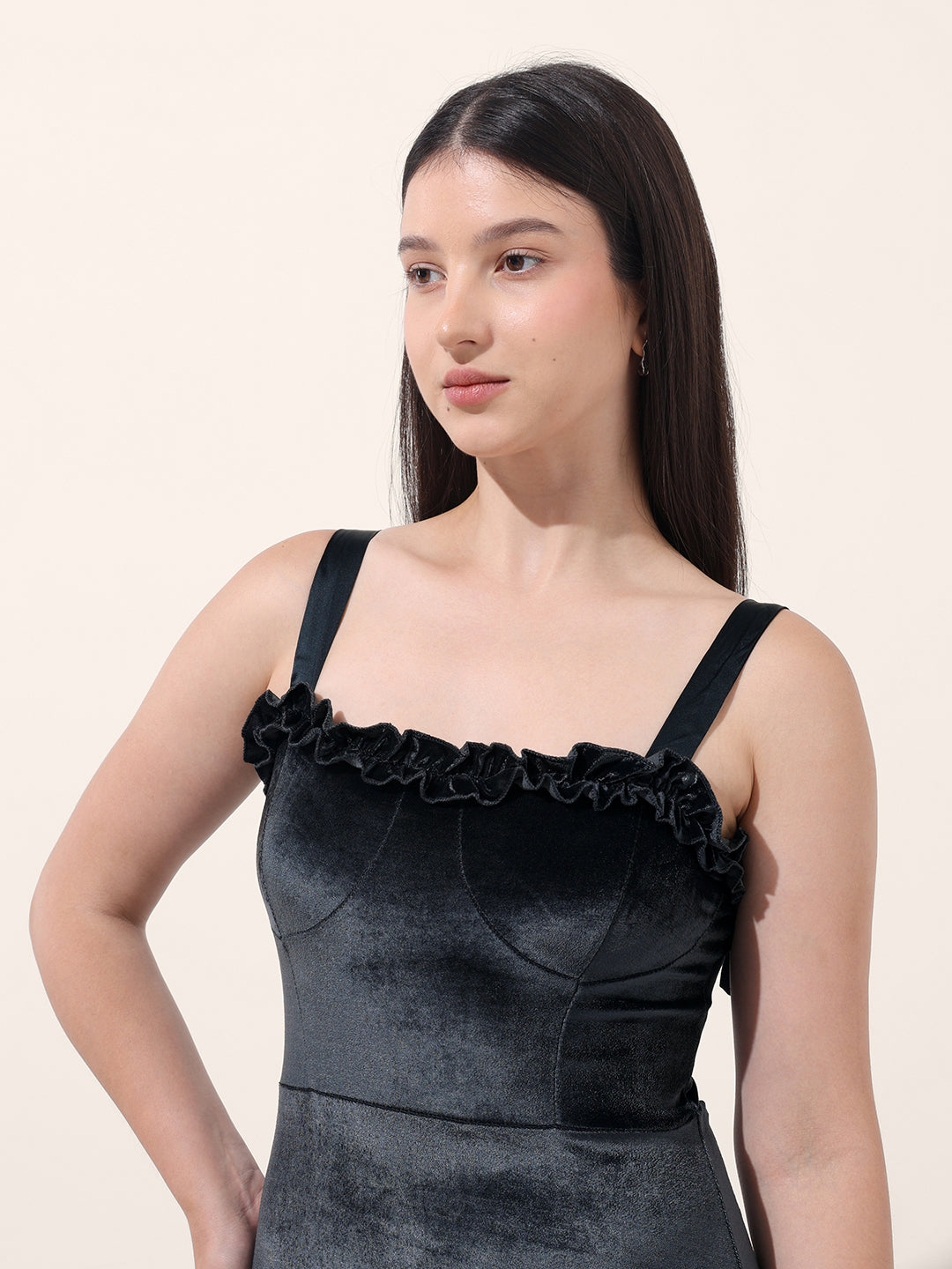 Women's Blue Regular Fit Party Wear Solid Dress