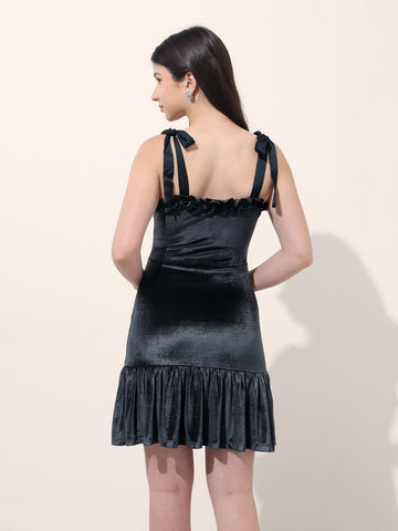 Women's Blue Regular Fit Party Wear Solid Dress