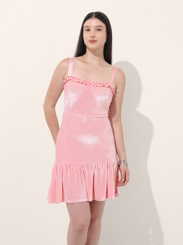 Women's Pink Regular Fit Party Wear Solid Dress