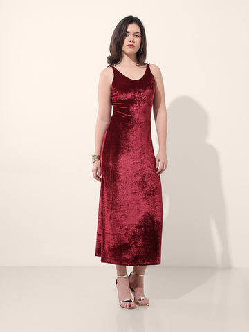 Women's Red Regular Fit Party Wear Solid Dress