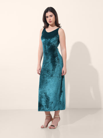 Women's Green Regular Fit Party Wear Solid Dress