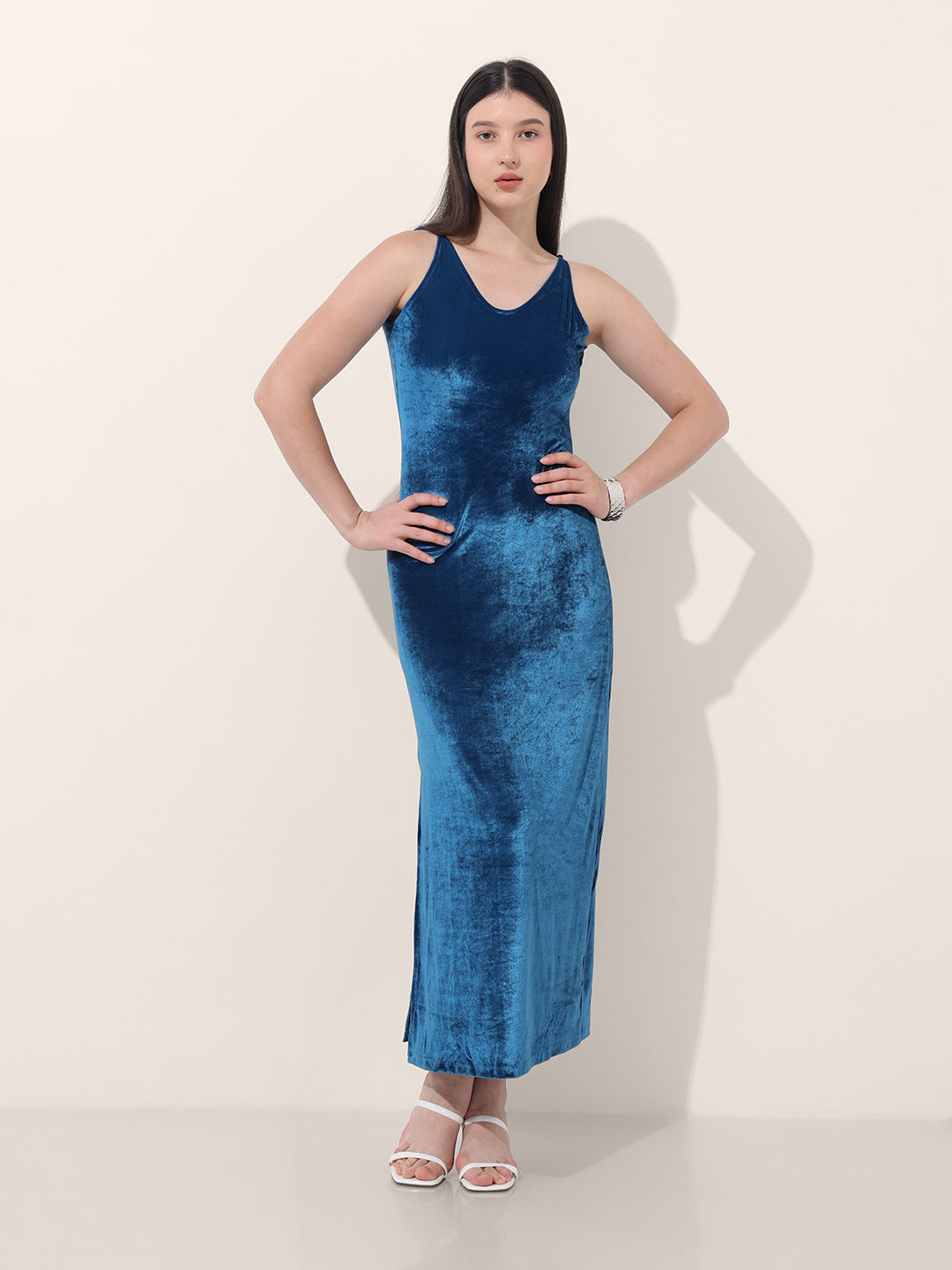 Women's Blue Regular Fit Party Wear Solid Dress