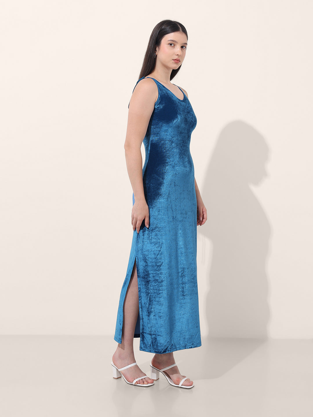 Women's Blue Regular Fit Party Wear Solid Dress