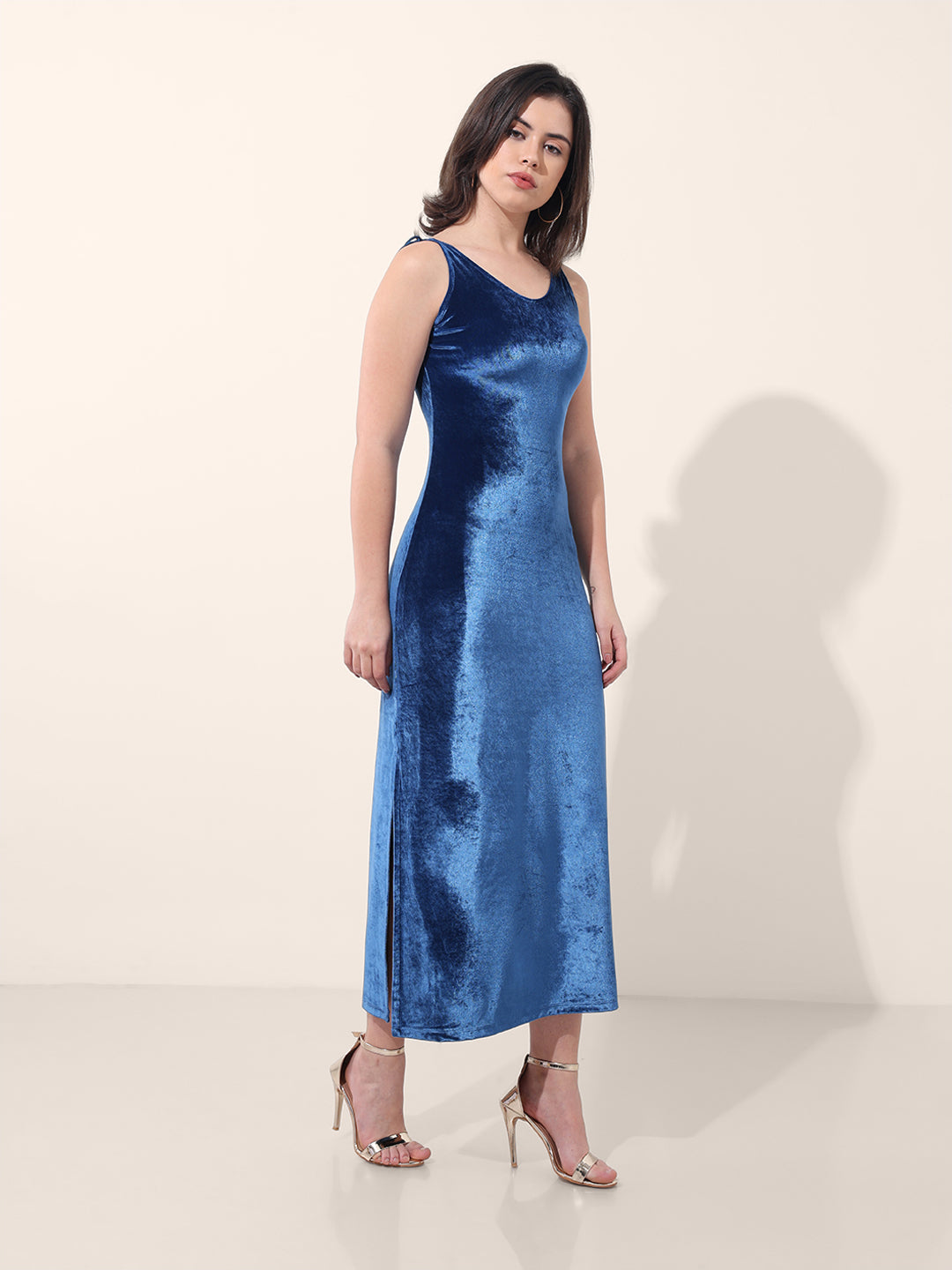 Women's Blue Regular Fit Party Wear Solid Dress