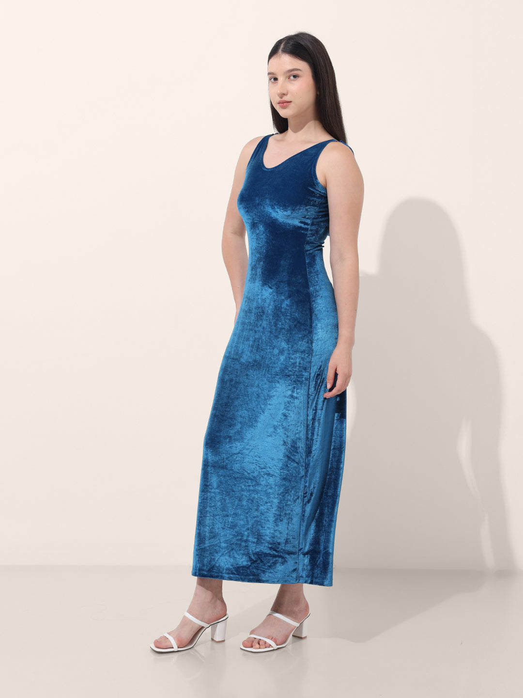 Women's Blue Regular Fit Party Wear Solid Dress