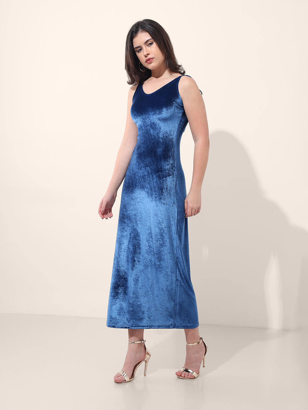 Women's Blue Regular Fit Party Wear Solid Dress
