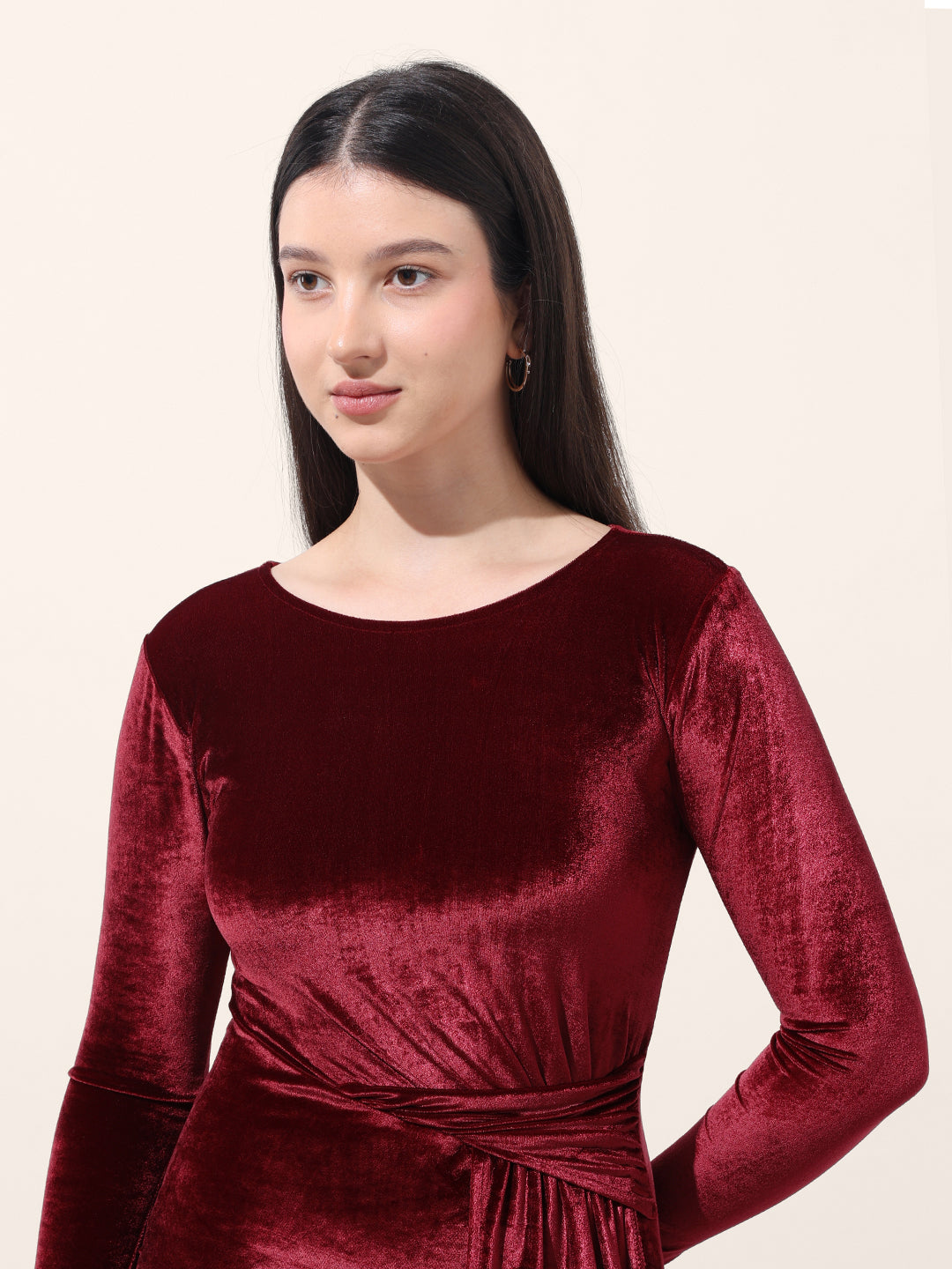 Women's Red Regular Fit Party Wear Solid Dress