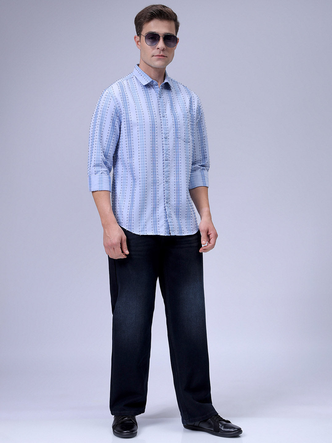 Men's Blue Slim Fit Textured Casual Shirt