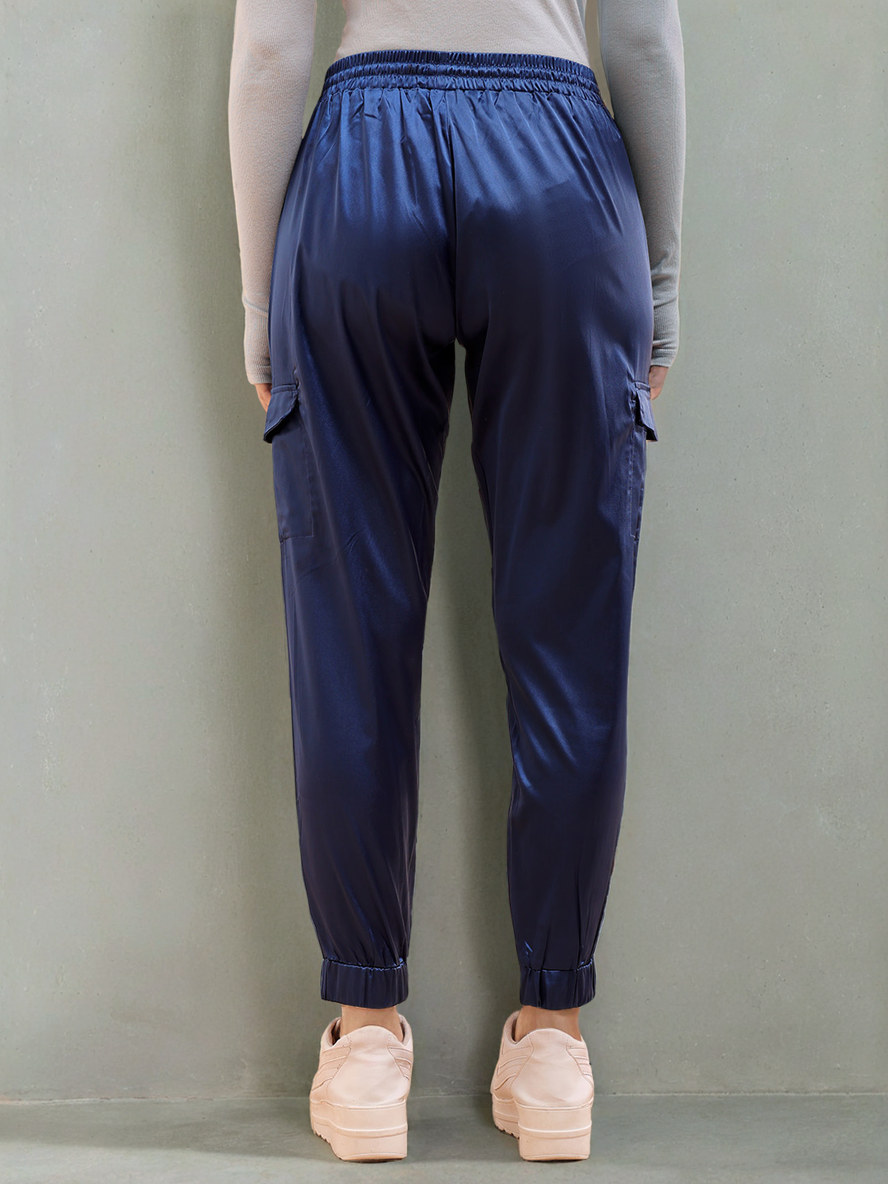 Women's Cuffed Cargo Jogger