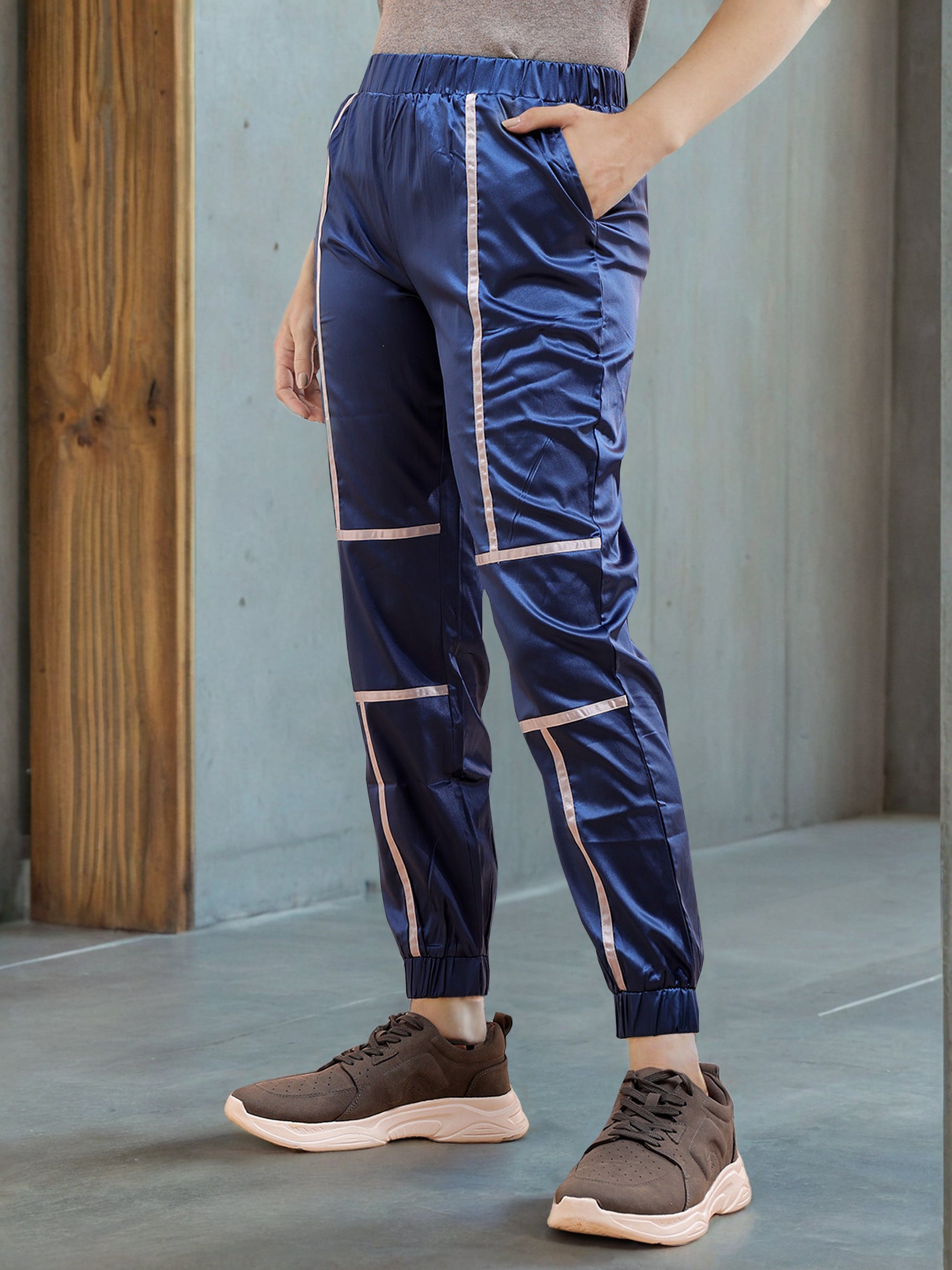 Women's Satin Jogger With Contrast Piping