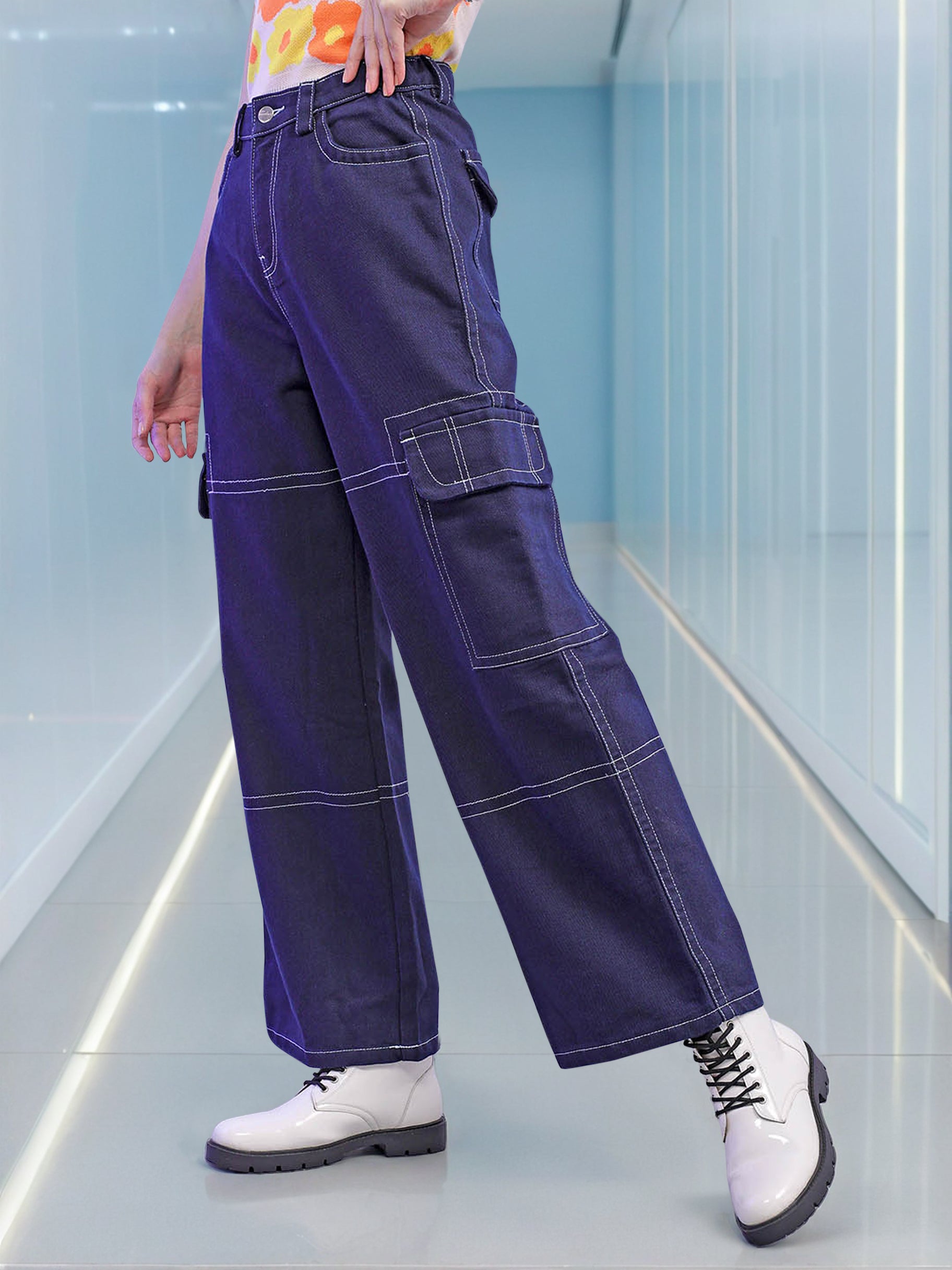 Women's Relaxed Fit Jeans