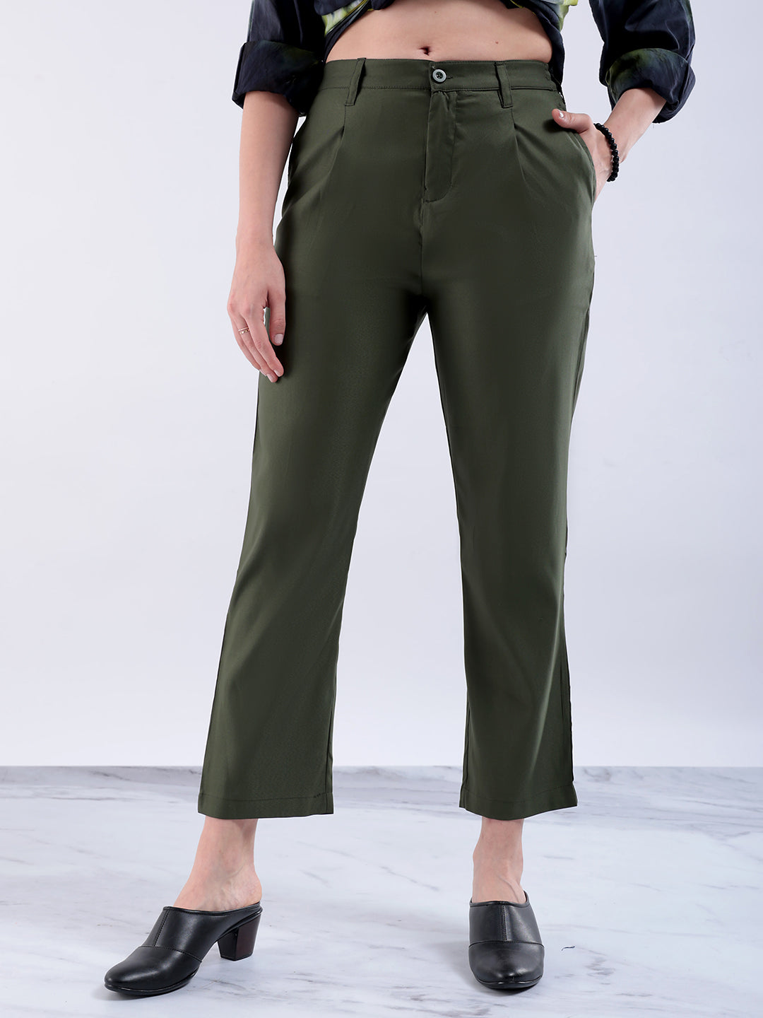Women's Green Straight Solid Front Pleate Tapered Elasticated Trouser