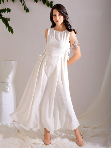 Women's White Flare Textured Round Neck Midi Dress