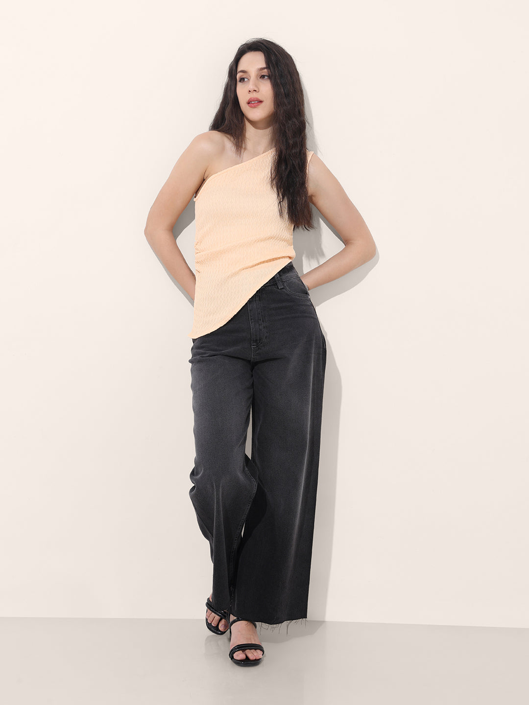 Women's Grey Bootcut Solid High Rise Clean Look Jeans