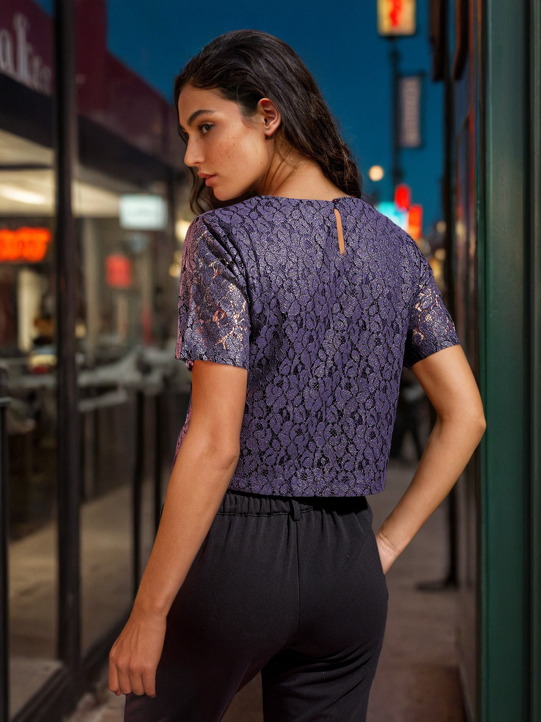 Women's Blue Regular Lace Round Neck Regular Top