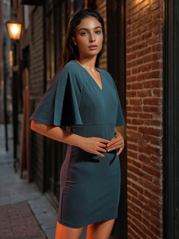 Women's Green Fitted Textured V-Neck Mini Dress