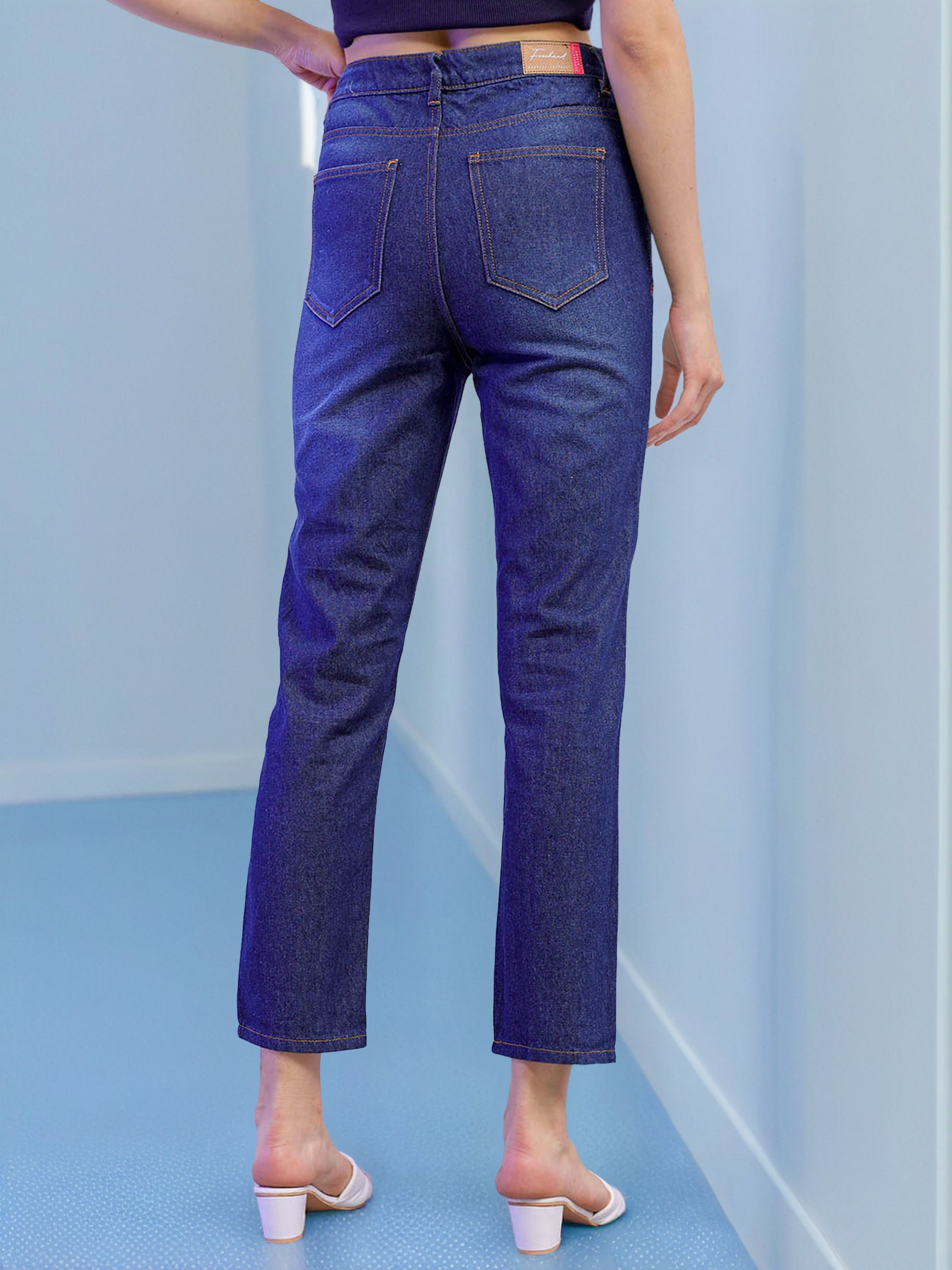 Women's Streetstyle Straight Fit Jeans