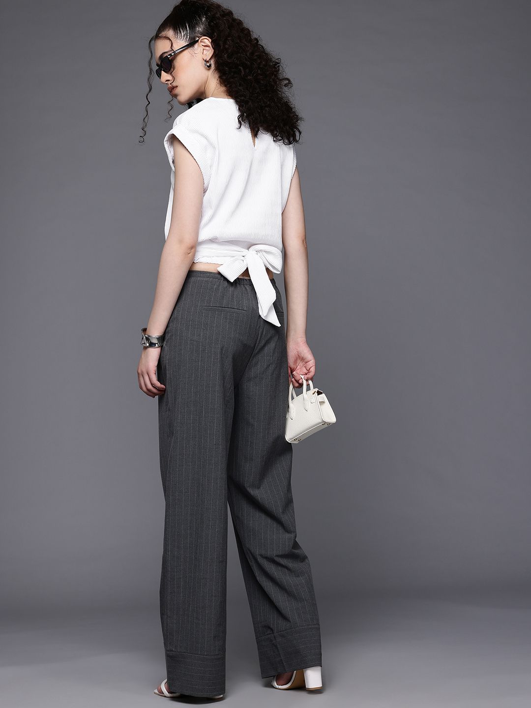 Women's Regular Fit  Textured Knotted Top