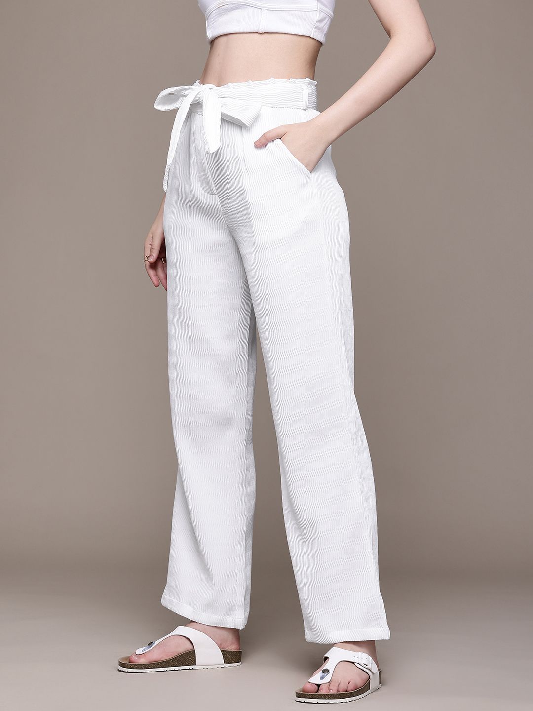 Women's White Regular Fit Casual Trousers