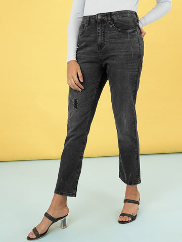 Women's Distressed Straight Fit Jeans