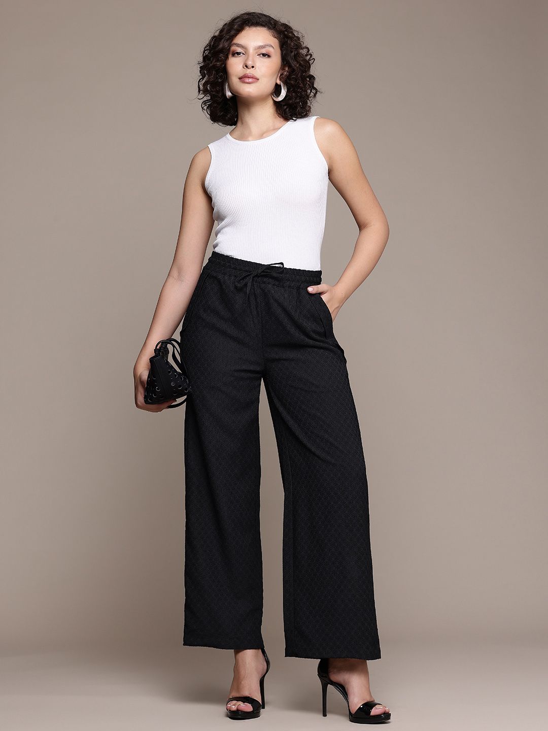 Women's Black Regular Fit Casual Trousers