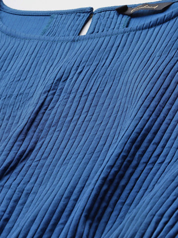 Women's Loose Fit Textured Crop Top