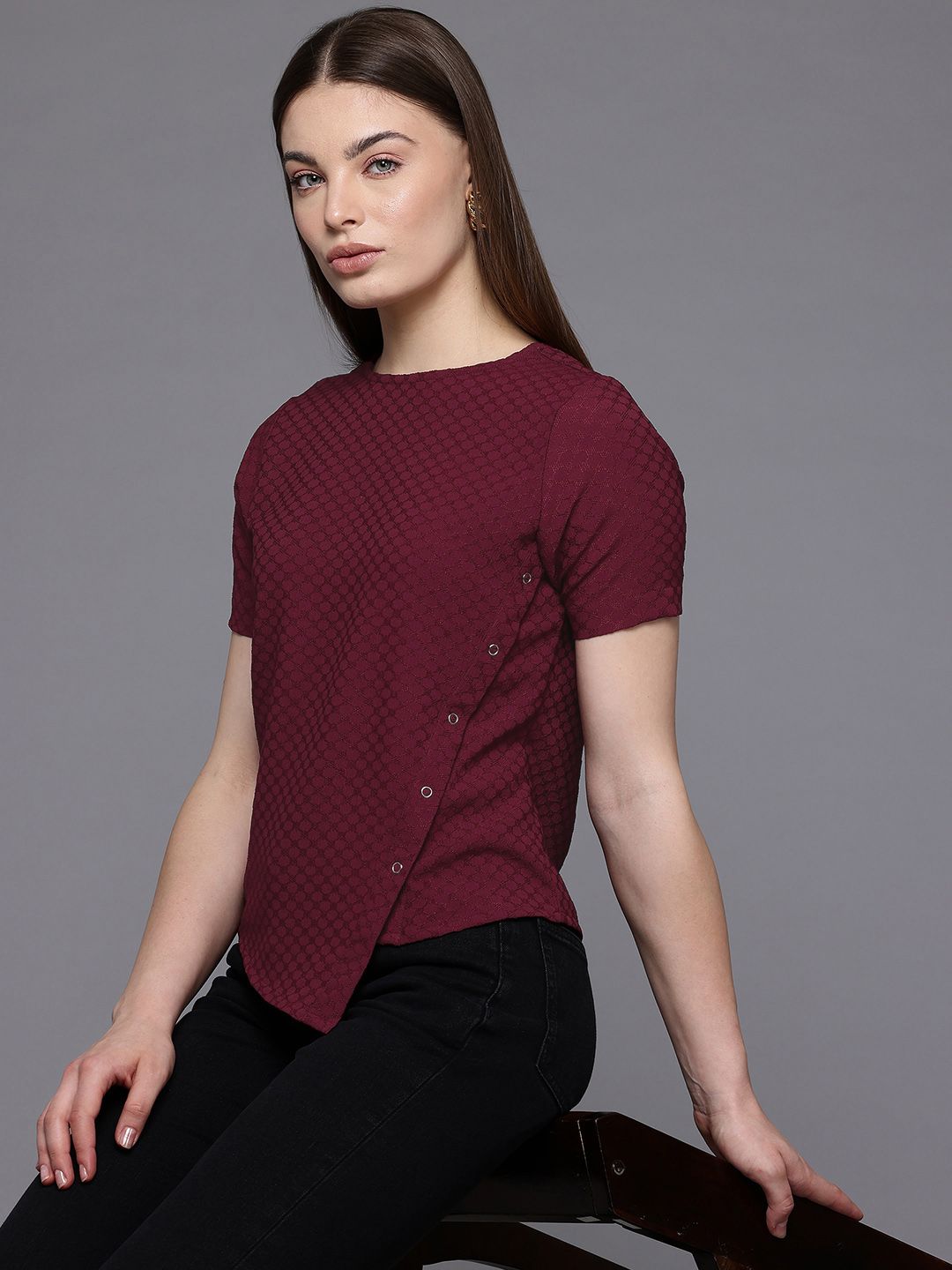 Freehand Maroon Women's Regular Fit Textured Asymmetric Top