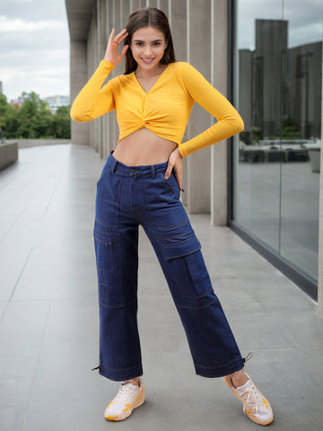 Women's Yellow Fitted Solid V-Neck Regular