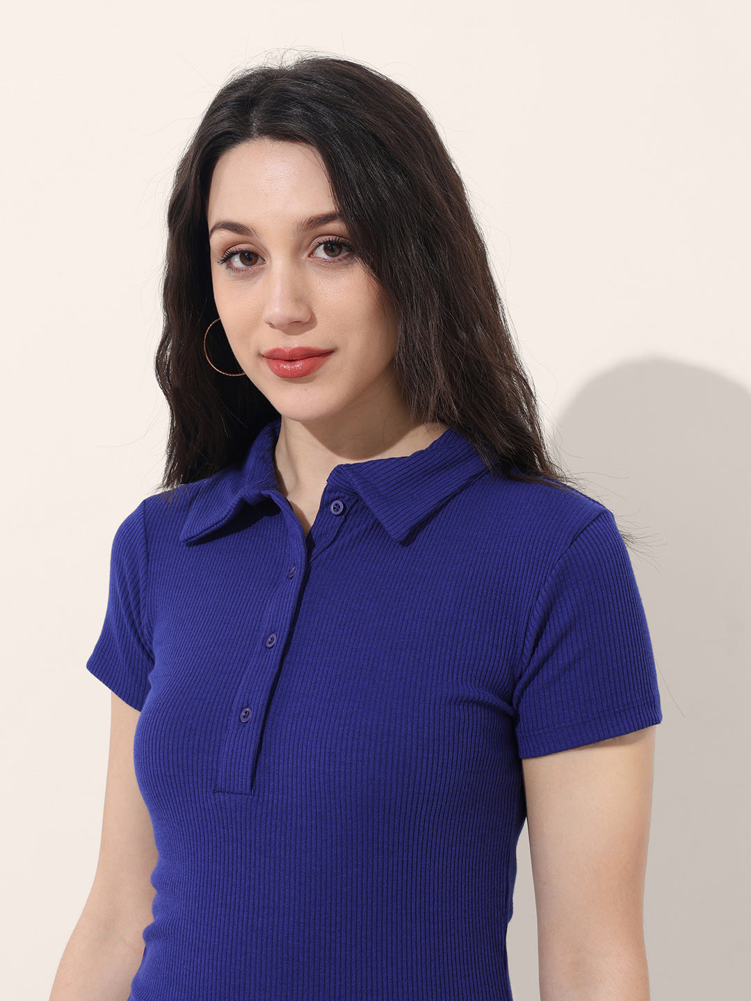 Women's Blue Fitted Solid Collared Shirt Style