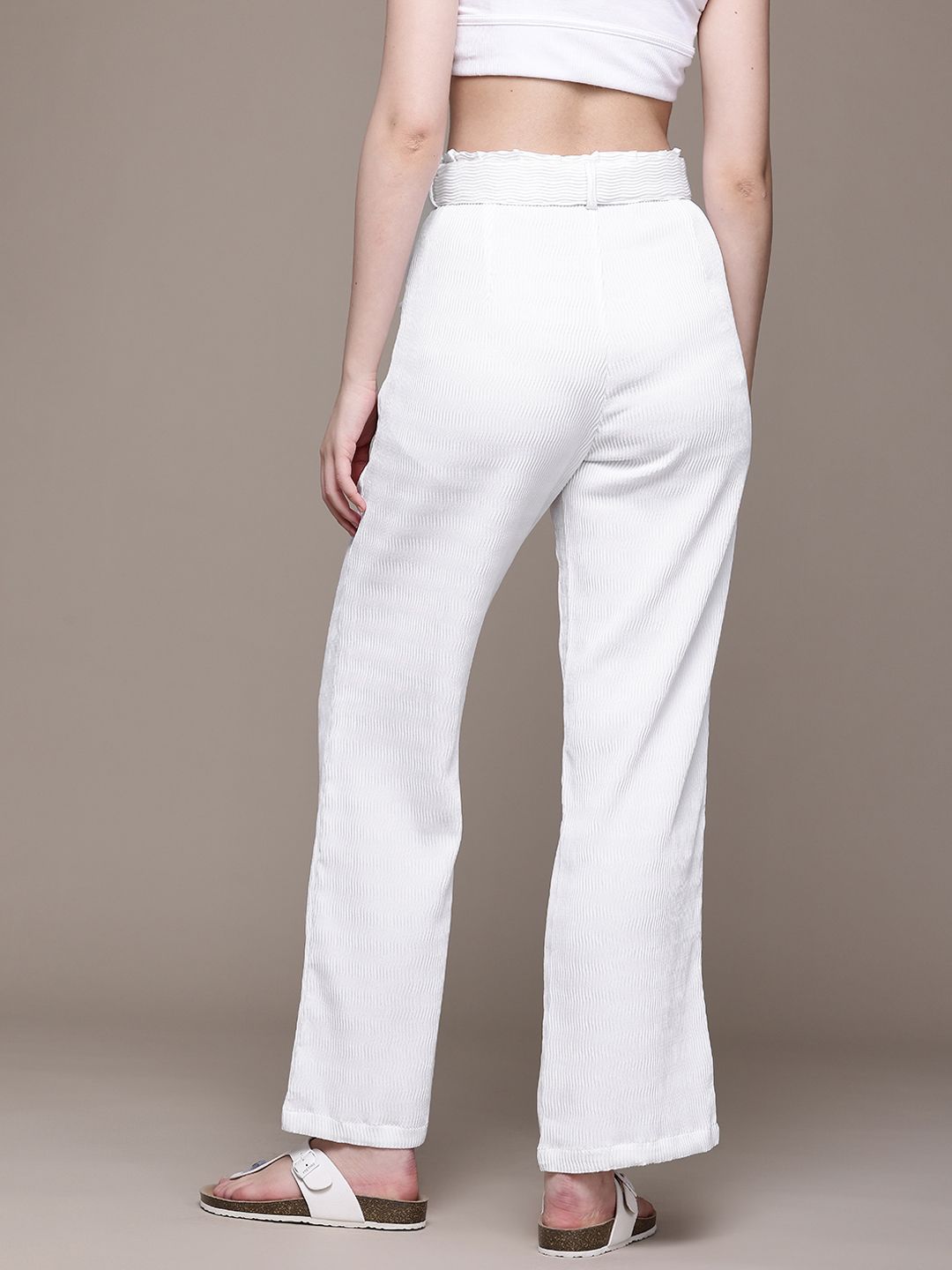 Women's White Regular Fit Casual Trousers