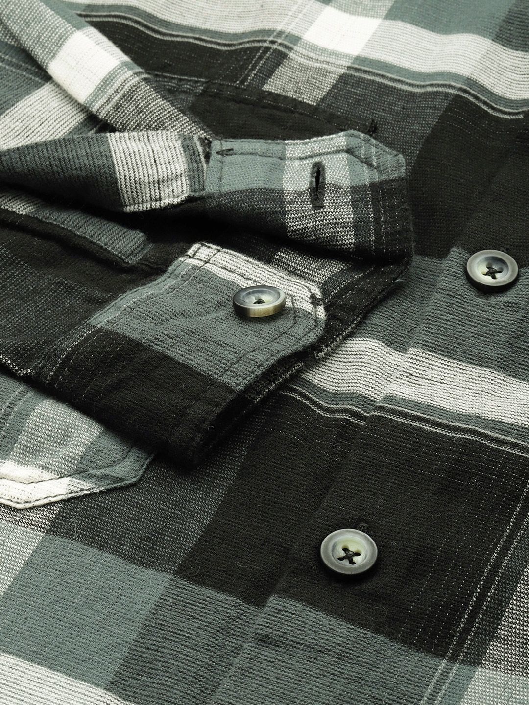 Men's Black Regular Fit Checked Casual Shirt