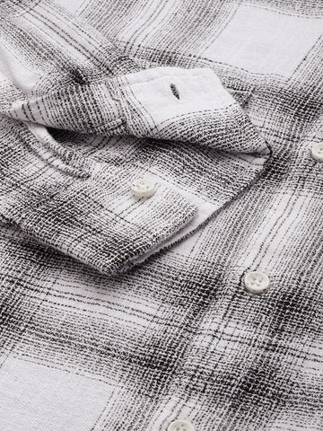 Men's White Slim Fit Checked Casual Shirt