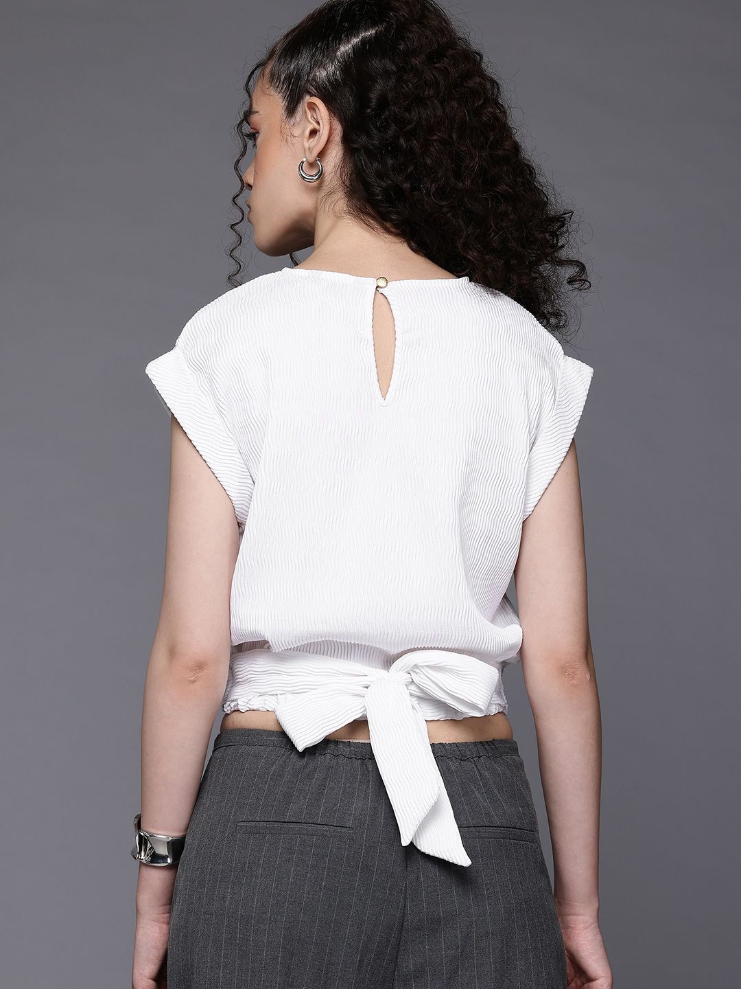 Women's Regular Fit  Textured Knotted Top