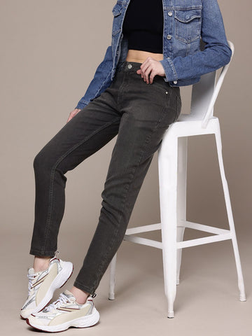 Women's Black Slim Fit Casual Jeans