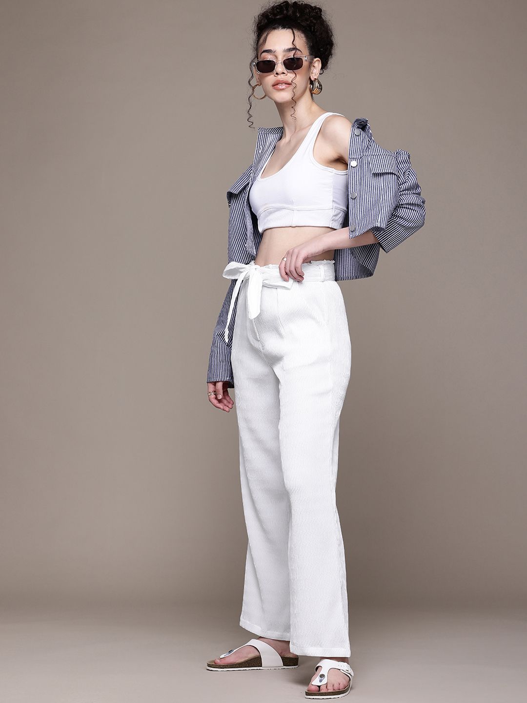 Women's White Regular Fit Casual Trousers