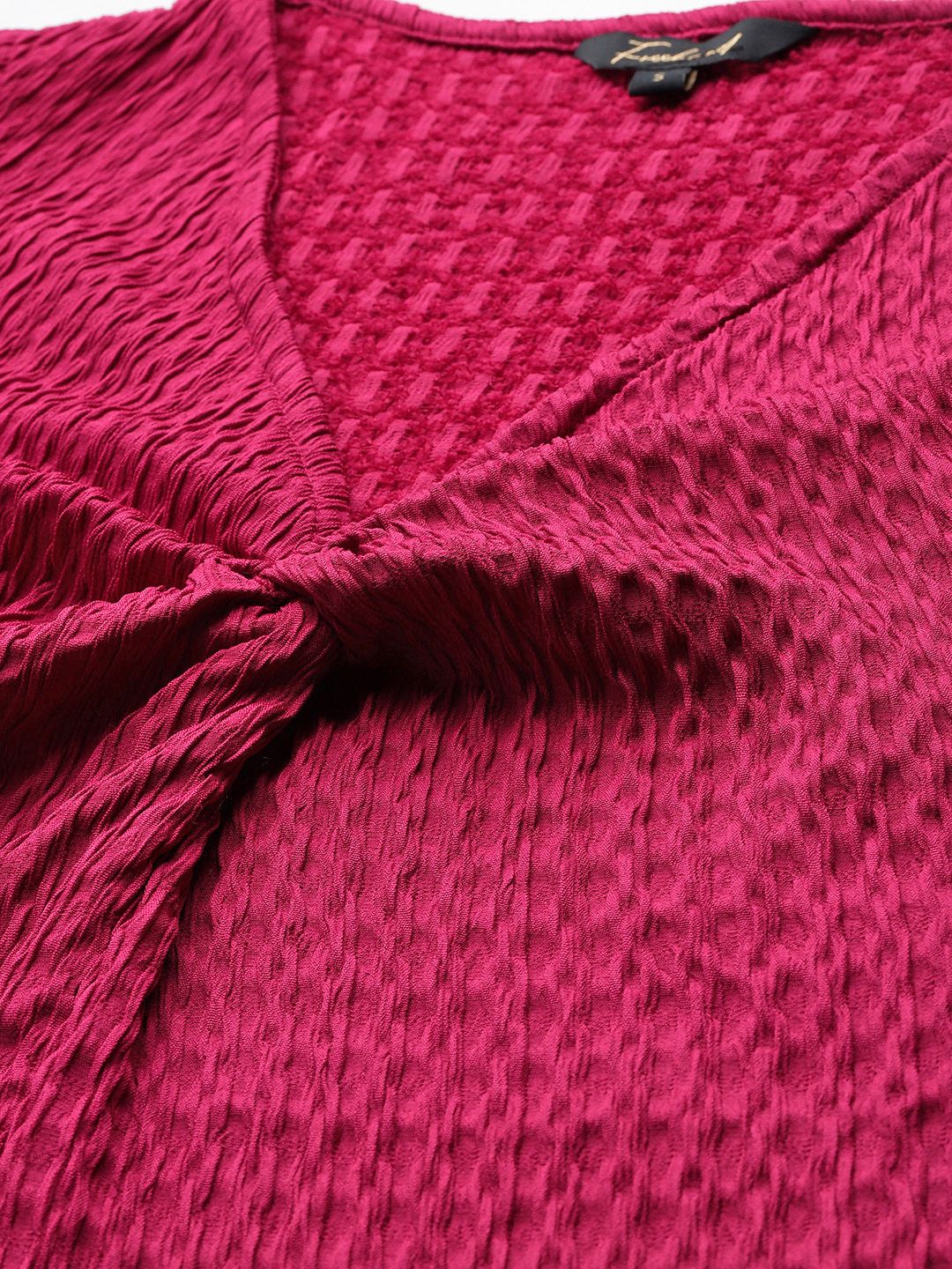 Women's Fitted Textured Tank Top