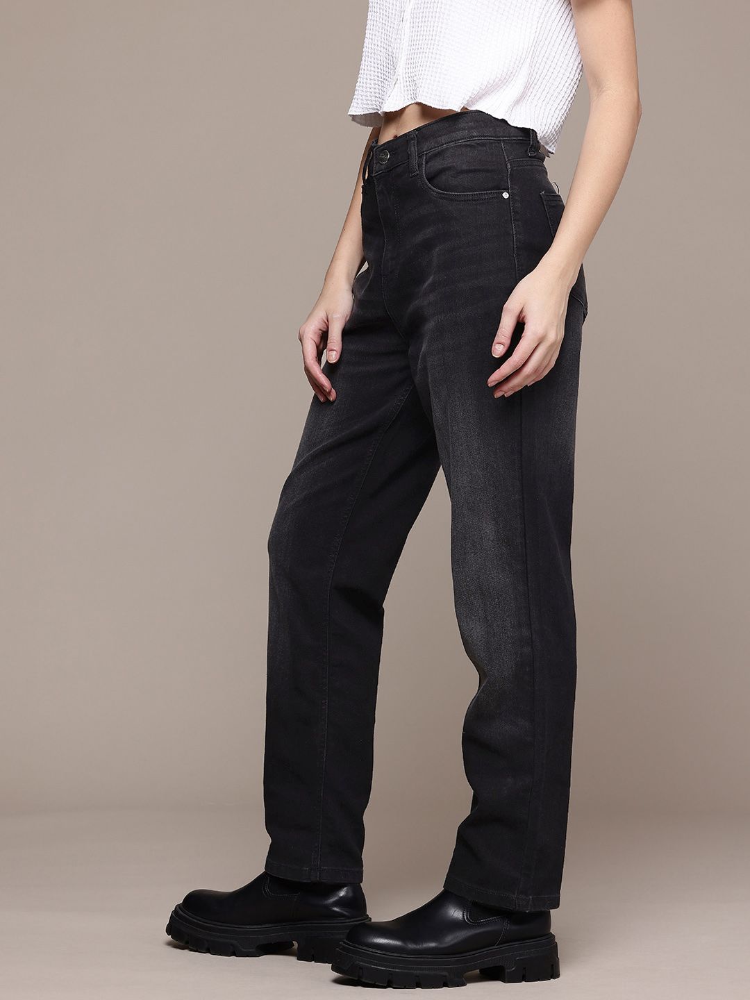 Women's Black Straight Fit Casual Jeans