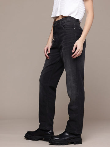 Women's Black Straight Fit Casual Jeans