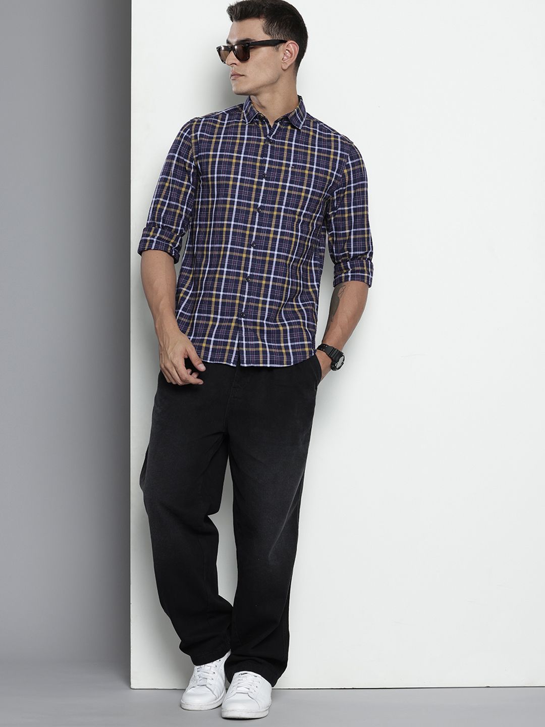 Men's Blue Slim Fit Checked Casual Shirt