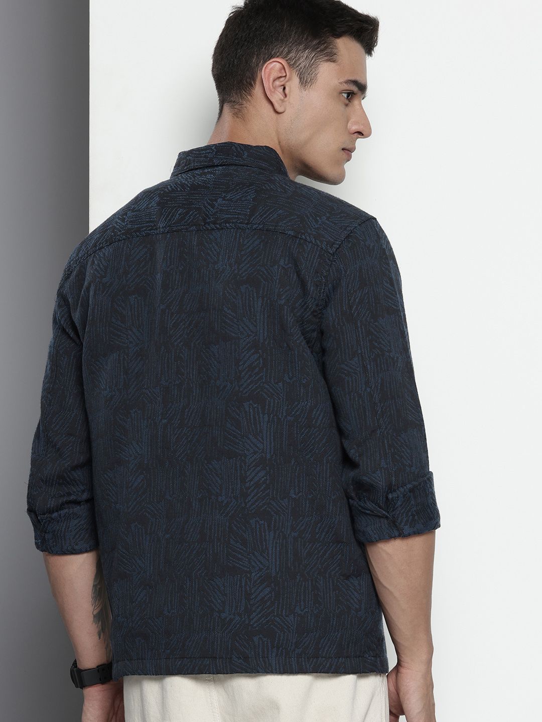 Men's Blue Regular Fit Textured Casual Shirt