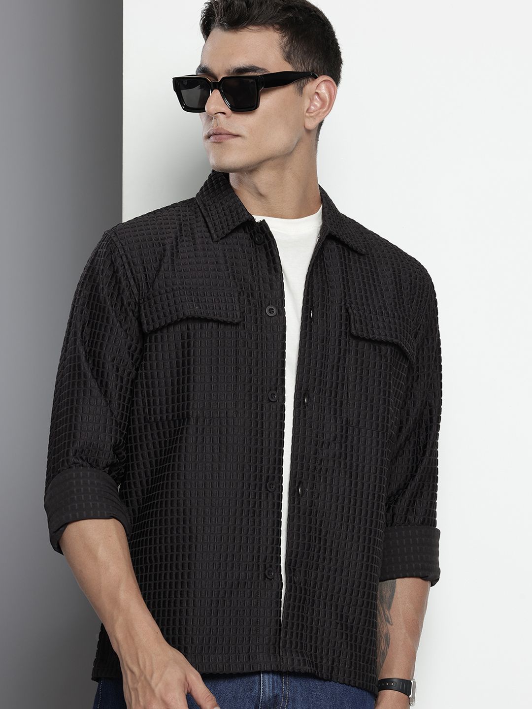 Men's Black Regular Fit Solid Textured Shirt