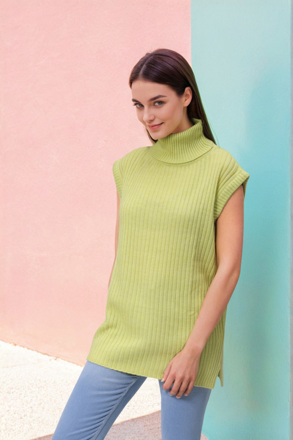 Women's Green Loose Fit Solid Sweater