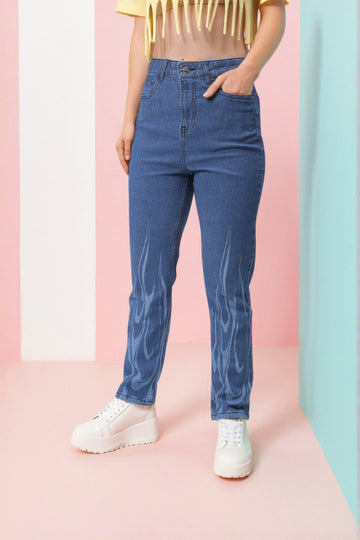 Women's Straight Fit Jeans
