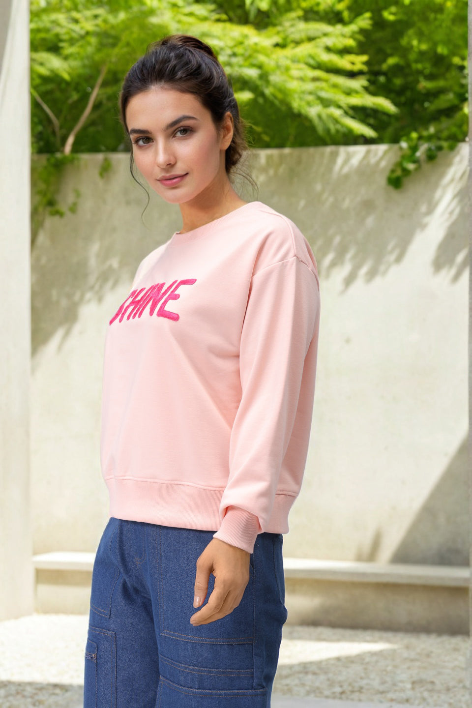 Women's Pink Relaxed Fit Typographic Crewneck Sweatshirt