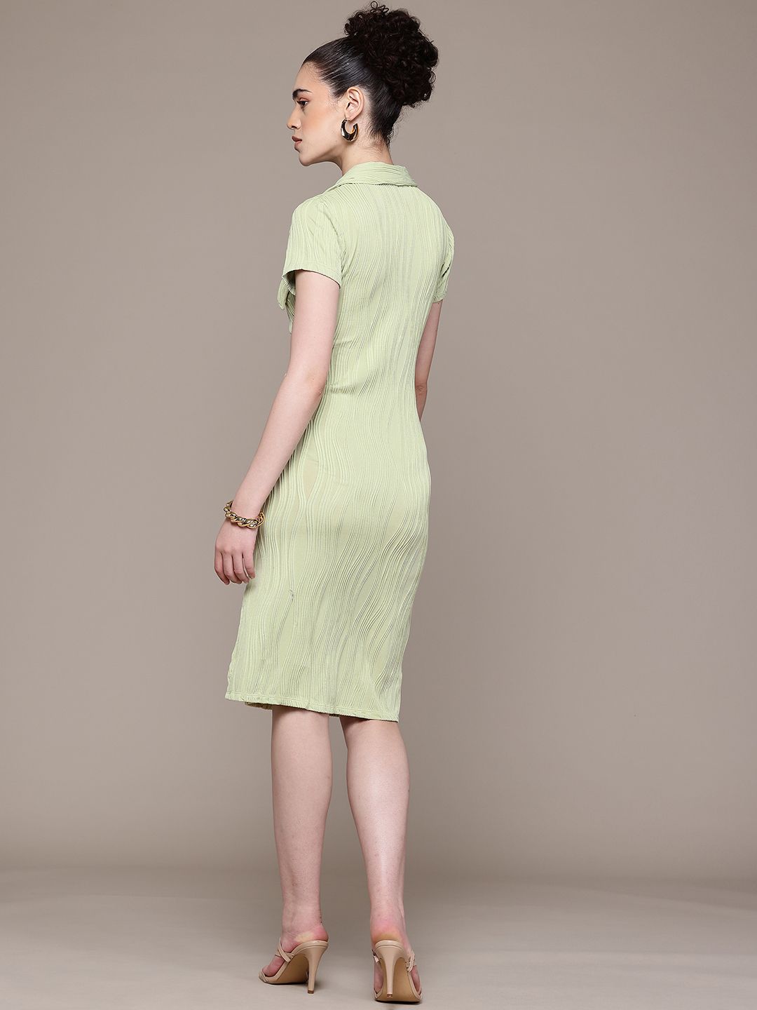 Women Regular Fit Green Half Sleeves Dress