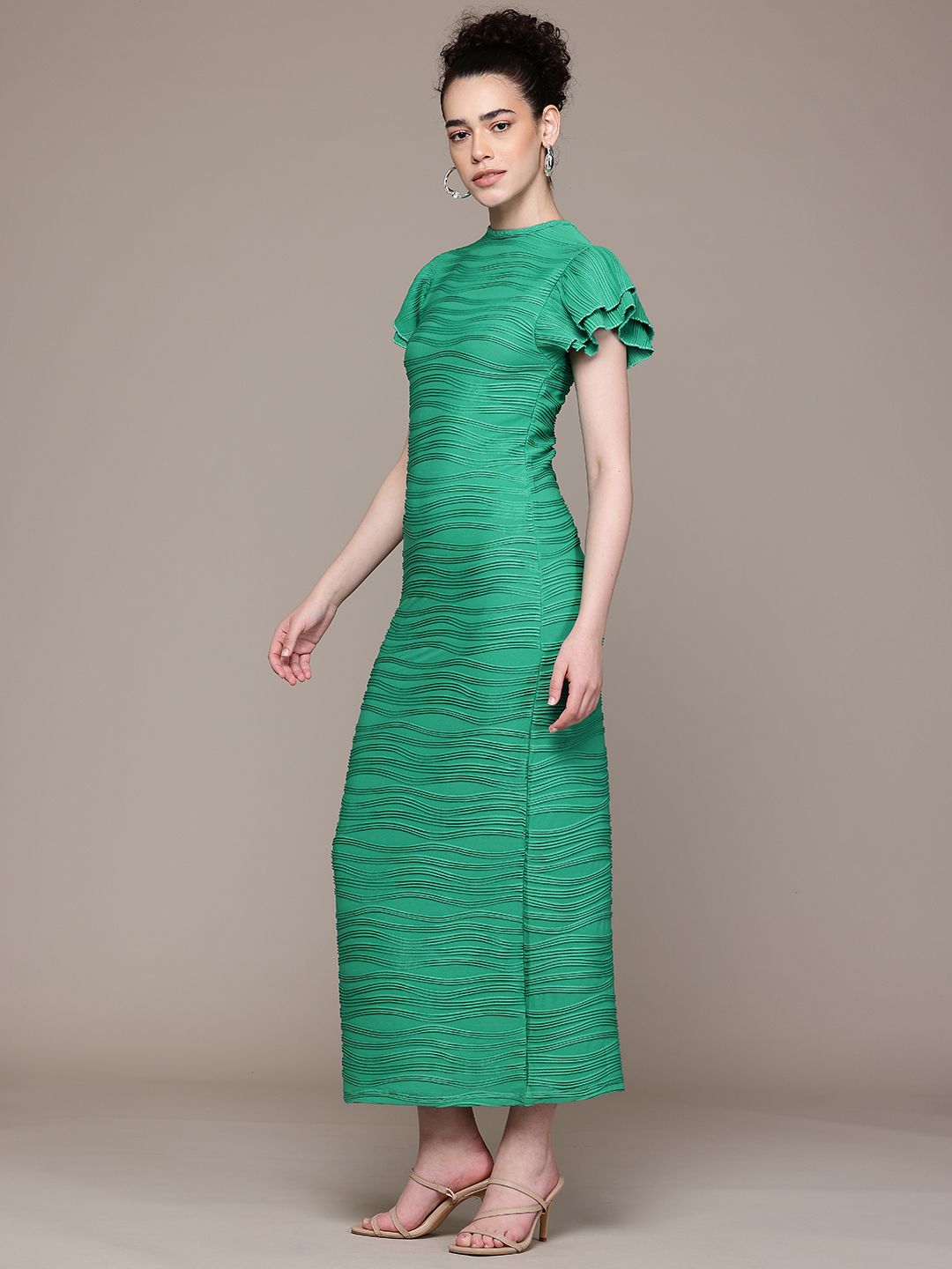 Women Regular Fit Green Half Sleeves Dress