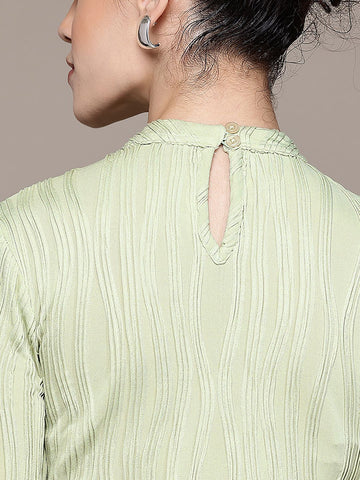 Women's Green Regular Fit Casual Top